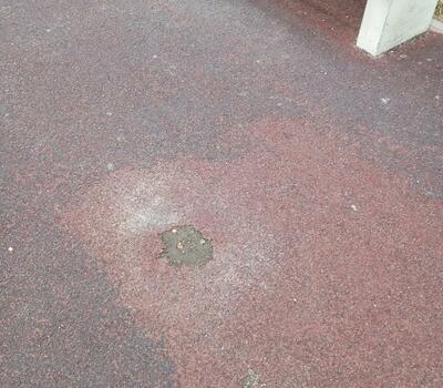 Ремонт резиного покрытия детской площадки