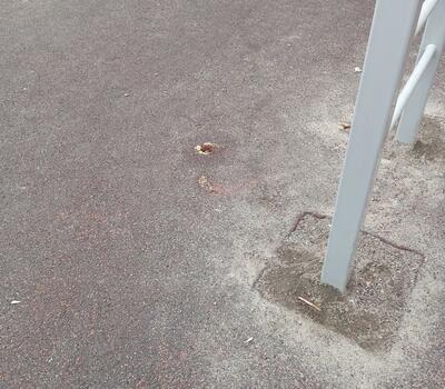 Ремонт резиного покрытия детской площадки